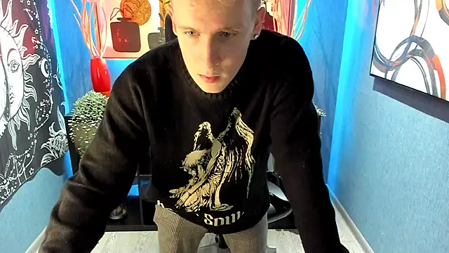 Snapshot of AlexxSweet chatting on 02-21-25, 04:40 AlexxSweet online show from 02-21-25, 04:40