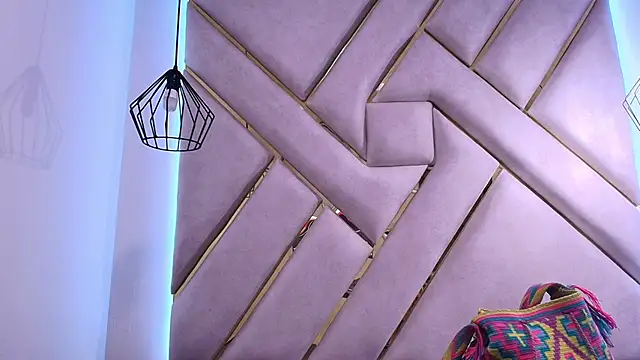 nalalye cruzz  online show from 03-23-25, 02:37