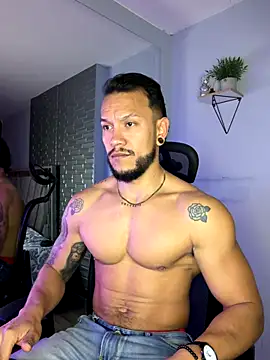 ARON TAYLER01 online show from 12-05-25, 10:24