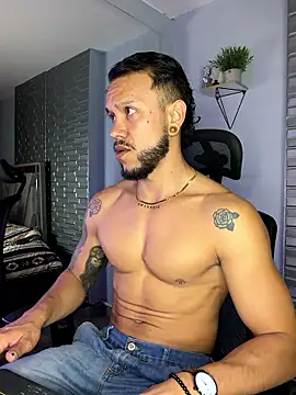 ARON TAYLER01 online show from 01-09-26, 10:29