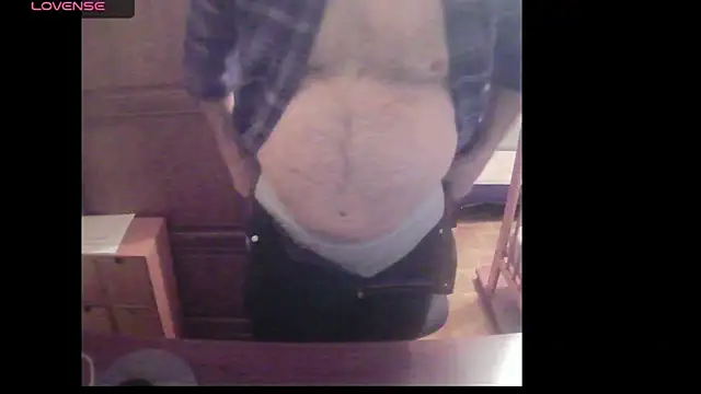 Snapshot of terrybare chatting on 01-12-25, 04:50 terrybare online show from 01-12-25, 04:50