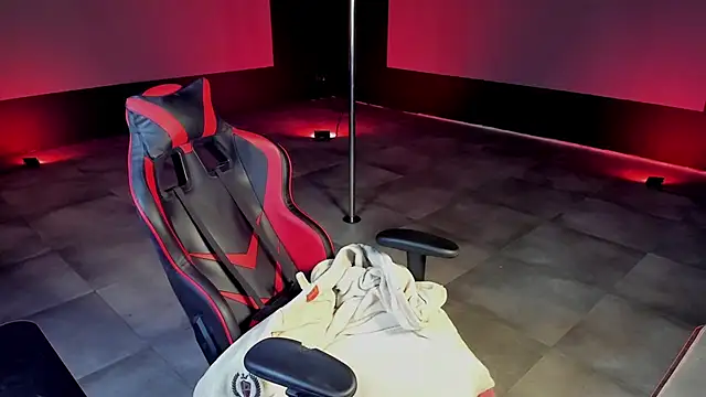 dirty-boss online show from 02-28-25, 01:47