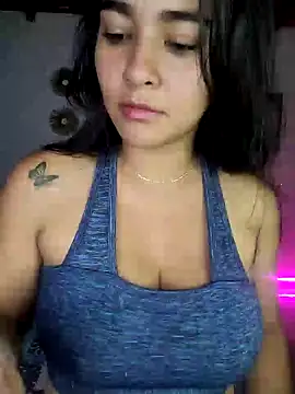 Snapshot of alison_villalobo chatting on 12-13-24, 01:48 alison villalobo online show from 12-13-24, 01:48