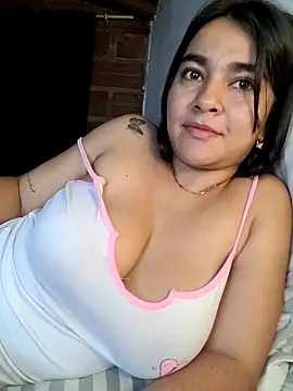 Snapshot of alison_villalobo chatting on 03-03-25, 01:53 alison villalobo online show from 03-03-25, 01:53