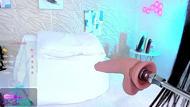 miss lori  online show from 03-05-25, 08:21