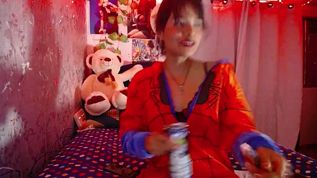 Samara Beltran online show from 10-18-25, 02:25