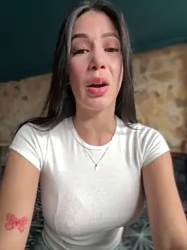 Snapshot of Im_Valentina chatting on 03-01-25, 09:37 Im Valentina online show from 03-01-25, 09:37