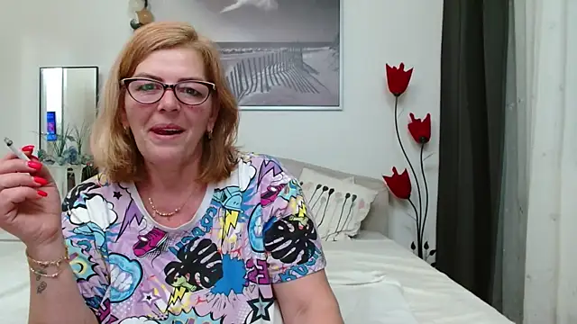 YulliaMilf online show from 03-15-25, 12:47