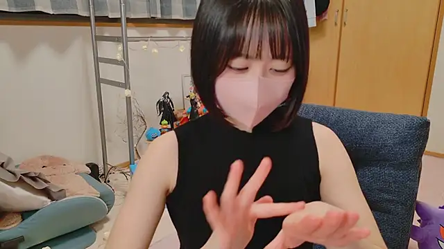 HIKARI x0 online show from 03-11-25, 02:07