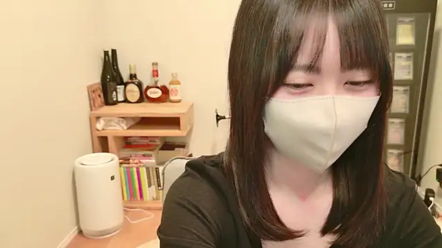 HIKARI x0 online show from 04-14-26, 02:23