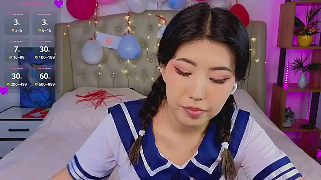 Wendy  Hills online show from 02-12-25, 03:49