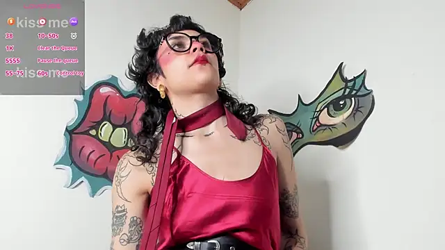 Snapshot of trinitty chatting on 02-10-26, 01:37 trinitty online show from 02-10-26, 01:37