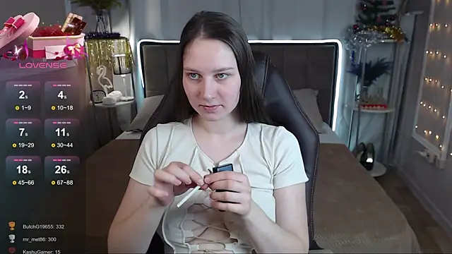 Snapshot of MollyBrams chatting on 01-19-25, 08:07 MollyBrams online show from 01-19-25, 08:07