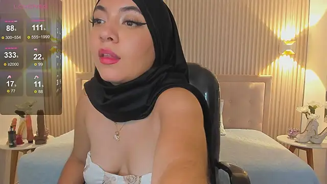 Snapshot of Sooffii_1 chatting on 02-08-25, 02:26 Sooffii 1 online show from 02-08-25, 02:26