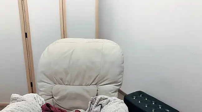 Jeanie Tiya online show from 03-02-25, 03:16