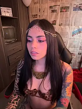 i am nina  online show from 02-13-26, 08:27