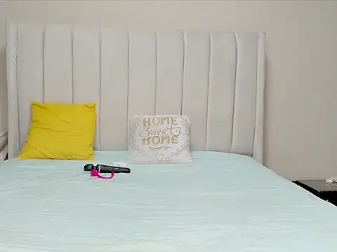  heavenlysent online show from 10-28-25, 03:36