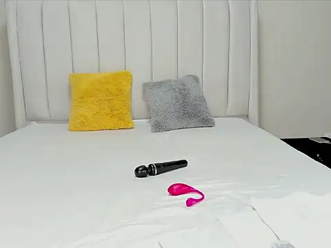  heavenlysent online show from 11-21-25, 04:22