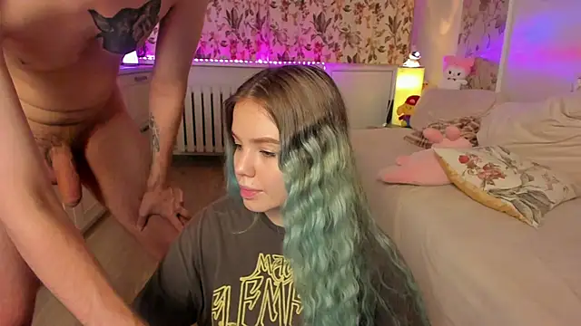 Snapshot of OceanSkyBaby chatting on 02-02-25, 02:34 OceanSkyBaby online show from 02-02-25, 02:34