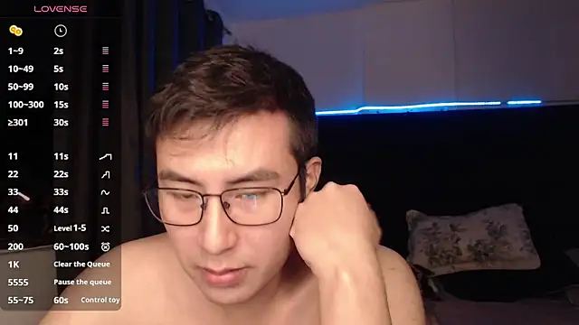 andrewmhilton  online show from 11-20-25, 04:23