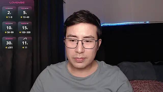 andrewmhilton  online show from 01-19-26, 06:39