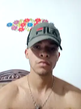 Snapshot of Emir_Hassam chatting on 03-20-25, 08:53 Emir Hassam online show from 03-20-25, 08:53