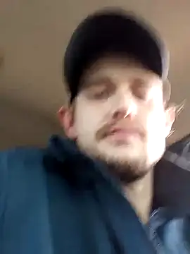 Snapshot of Midwestalpha chatting on 12-17-24, 07:59 Midwestalpha online show from 12-17-24, 07:59