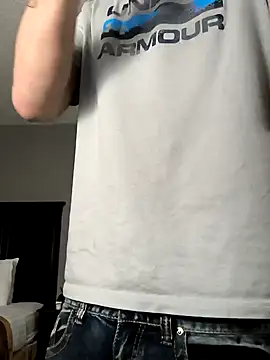 Snapshot of Midwestalpha chatting on 03-08-25, 04:50 Midwestalpha online show from 03-08-25, 04:50