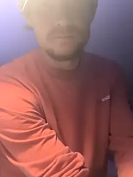 Snapshot of Midwestalpha chatting on 03-14-25, 03:25 Midwestalpha online show from 03-14-25, 03:25