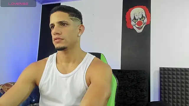 Snapshot of jhonnysnow17 chatting on 01-30-25, 01:33 jhonnysnow17 online show from 01-30-25, 01:33