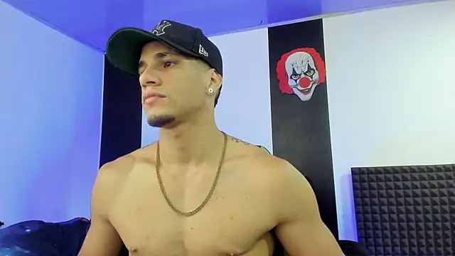 Snapshot of jhonnysnow17 chatting on 02-08-25, 05:08 jhonnysnow17 online show from 02-08-25, 05:08