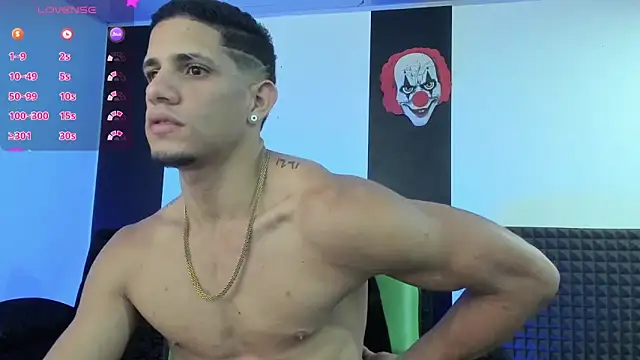 Snapshot of jhonnysnow17 chatting on 02-12-25, 06:19 jhonnysnow17 online show from 02-12-25, 06:19