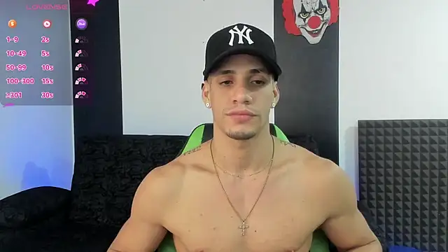 Snapshot of jhonnysnow17 chatting on 02-19-25, 04:55 jhonnysnow17 online show from 02-19-25, 04:55