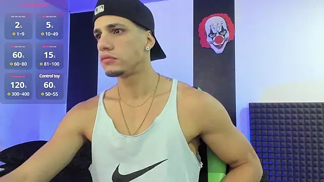 Snapshot of jhonnysnow17 chatting on 03-04-25, 05:24 jhonnysnow17 online show from 03-04-25, 05:24