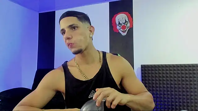 Snapshot of jhonnysnow17 chatting on 03-16-25, 02:10 jhonnysnow17 online show from 03-16-25, 02:10