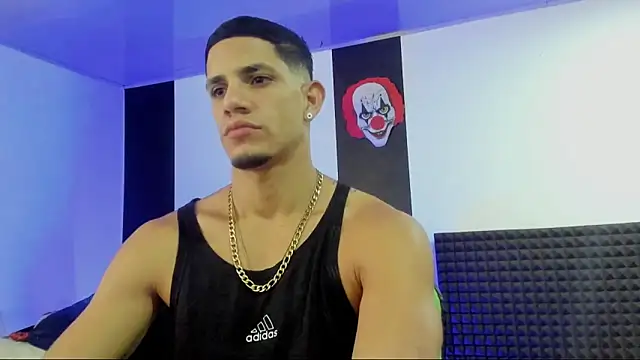 Snapshot of jhonnysnow17 chatting on 03-16-25, 08:32 jhonnysnow17 online show from 03-16-25, 08:32