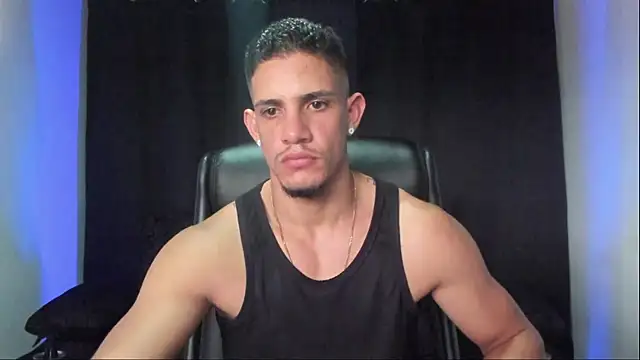 Snapshot of jhonnysnow17 chatting on 10-07-25, 09:12 jhonnysnow17 online show from 10-07-25, 09:12