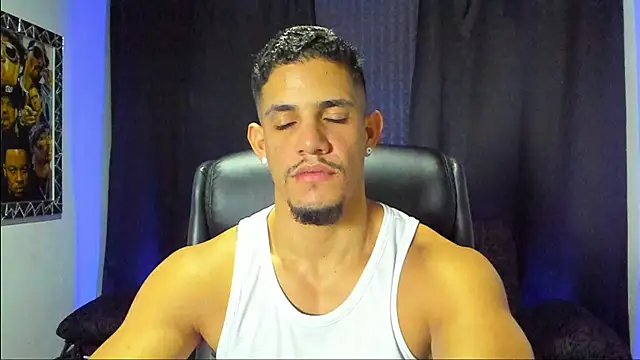 Snapshot of jhonnysnow17 chatting on 11-27-25, 11:07 jhonnysnow17 online show from 11-27-25, 11:07