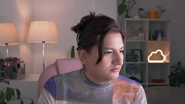 ari artis online show from 12-10-24, 01:11