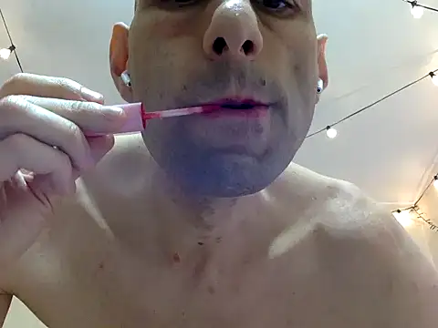 Snapshot of HandsomeAlfie chatting on 09-19-25, 10:16 HandsomeAlfie online show from 09-19-25, 10:16