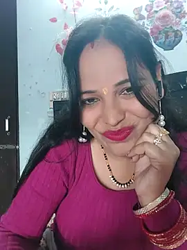 Poojabhabi101 online show from 12-17-25, 06:19