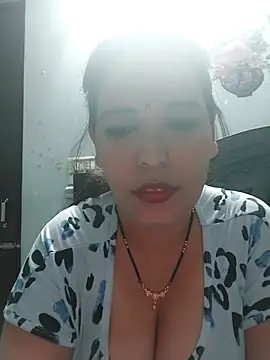 Poojabhabi101 online show from 02-17-26, 05:15