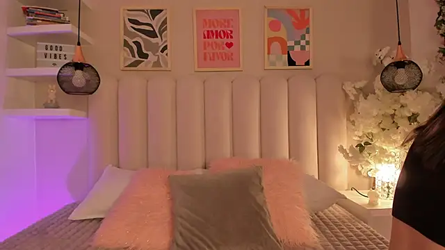 cute  cherry  online show from 12-02-25, 08:26