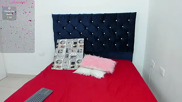 Alessia kaun online show from 10-23-25, 09:35