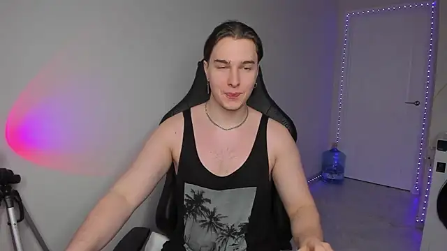 Vincent Strong online show from 01-22-25, 10:29