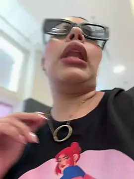 GigiiStone online show from 01-30-25, 09:14