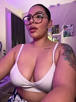 GigiiStone online show from 03-30-26, 11:28