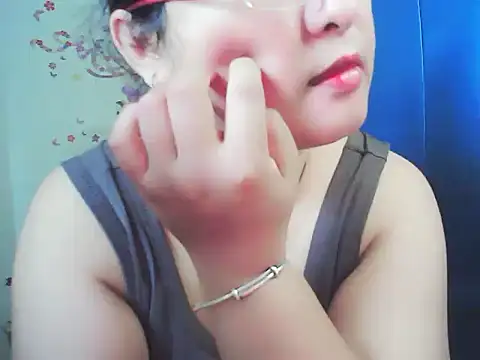 xiaorou-z online show from 10-11-25, 06:34