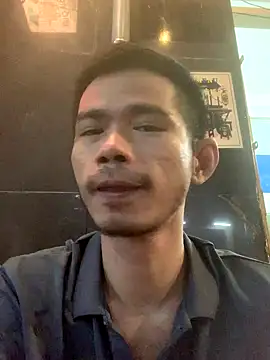 Snapshot of x0x-Philip-x0x chatting on 10-05-25, 02:26 x0x-Philip-x0x online show from 10-05-25, 02:26