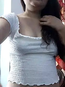 Snapshot of Doll_Nepali chatting on 02-05-25, 11:34 Doll Nepali online show from 02-05-25, 11:34